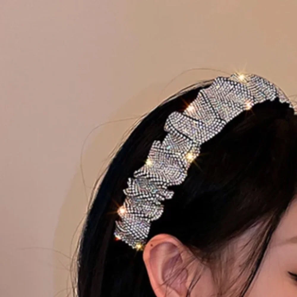 🌟 Rhinestone Crystals Black Silver Headband