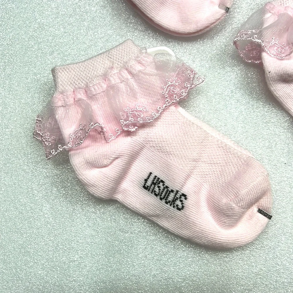 Sept.Filles pair old