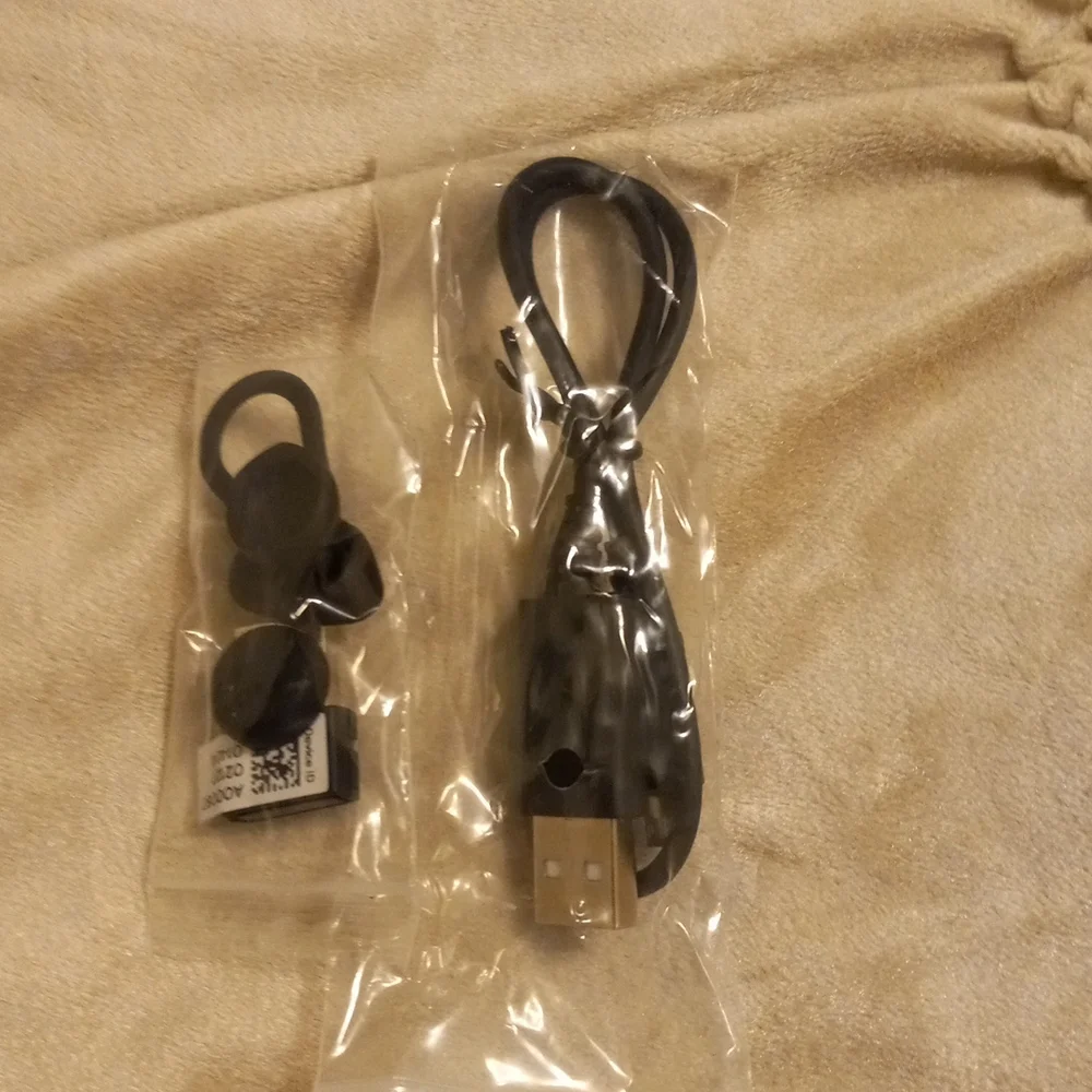 Sennheiser Bluetooth phone ear piece set if buy 10 or more 90 each