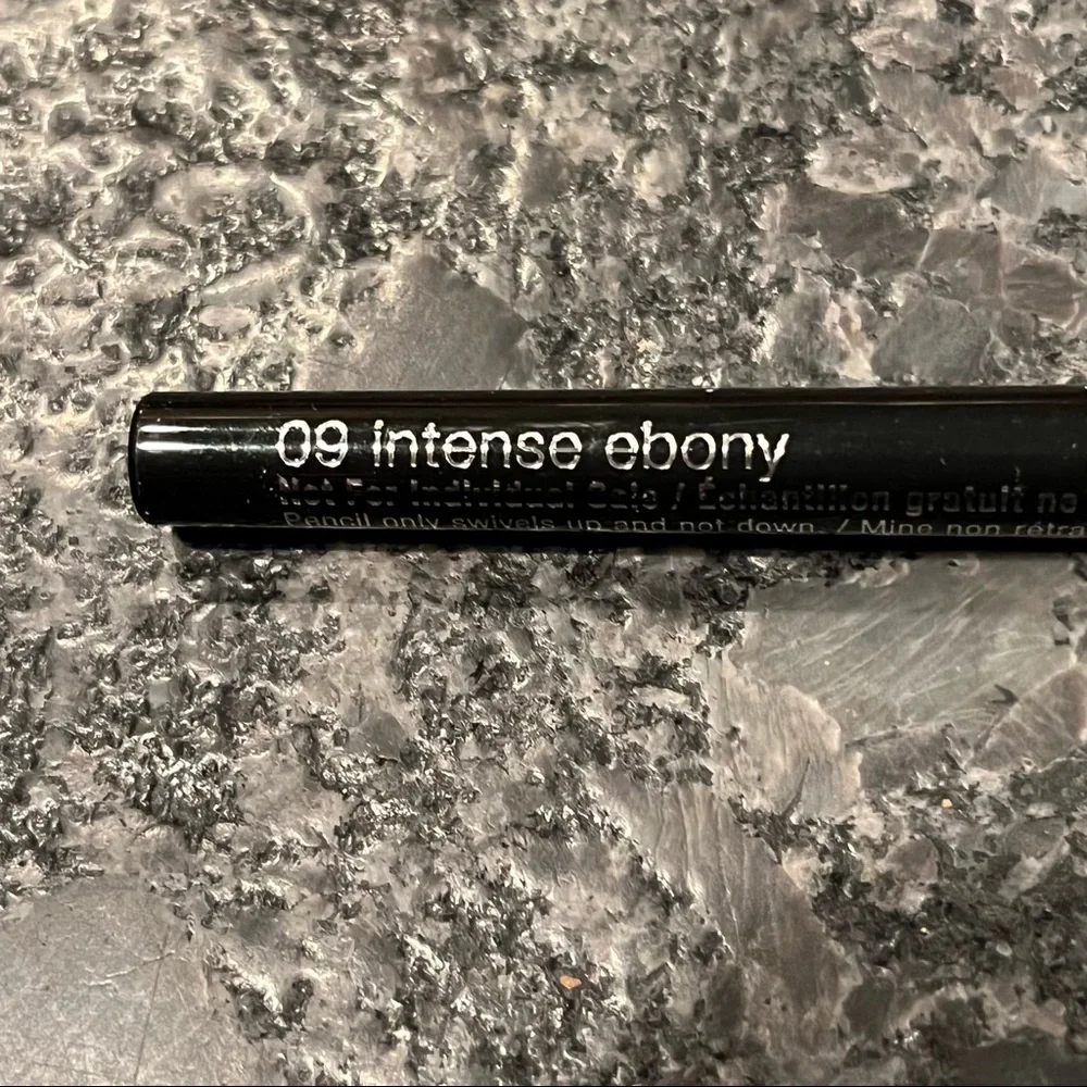 Clinique been quickliner