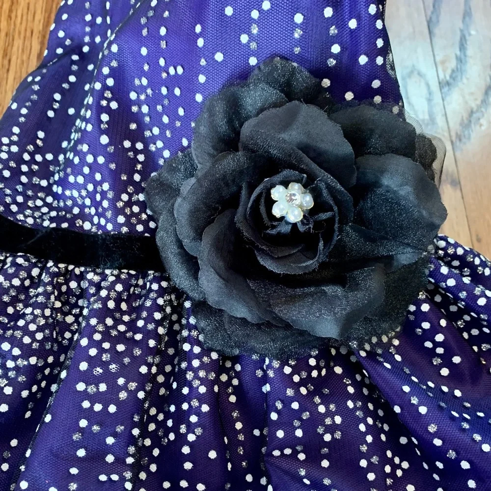 N/A comes formal sleeveless