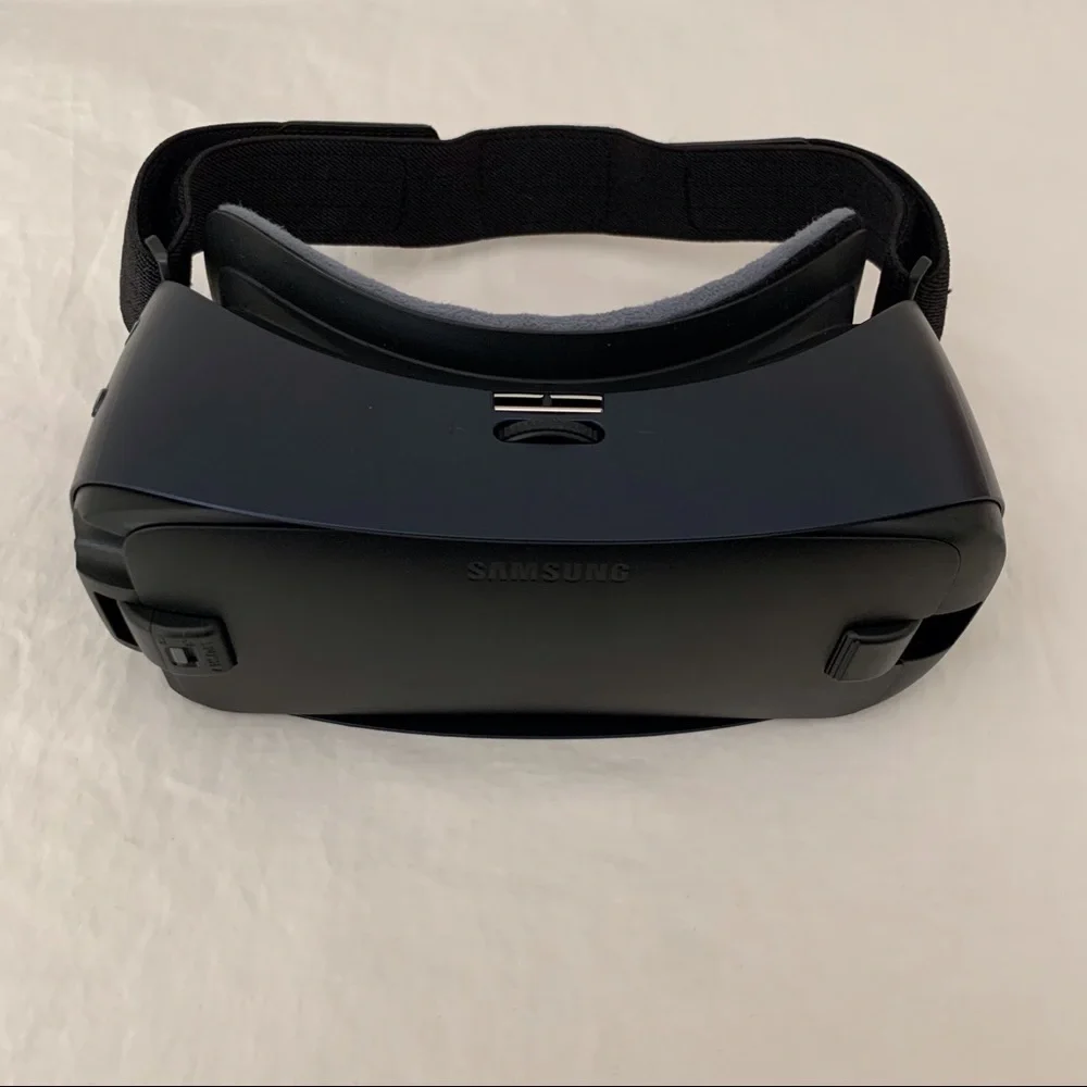 Samsung Oculus Gear VR (2017)