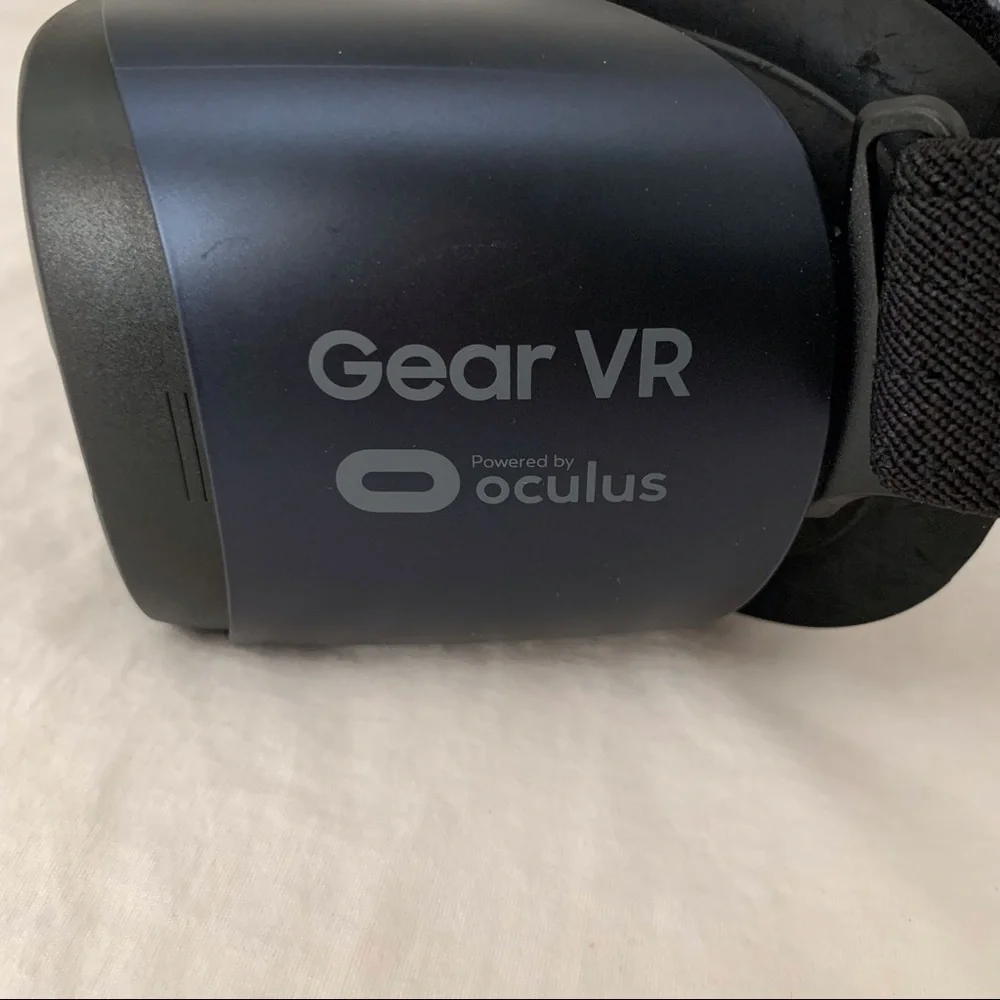 Samsung Oculus Gear VR (2017)