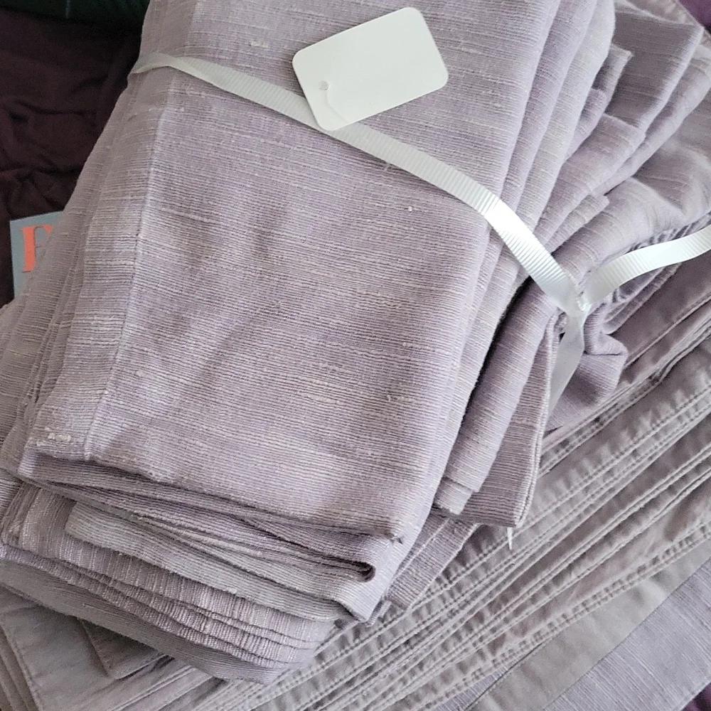 Crate&Barrel valencia placemat