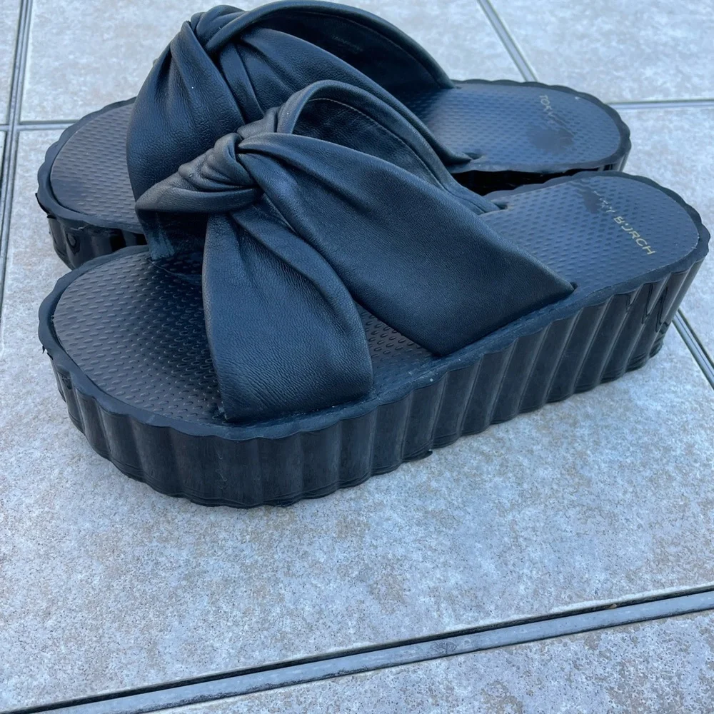 Tory Burch Knotted Scalloped Wedge Black Leather Platform Slide