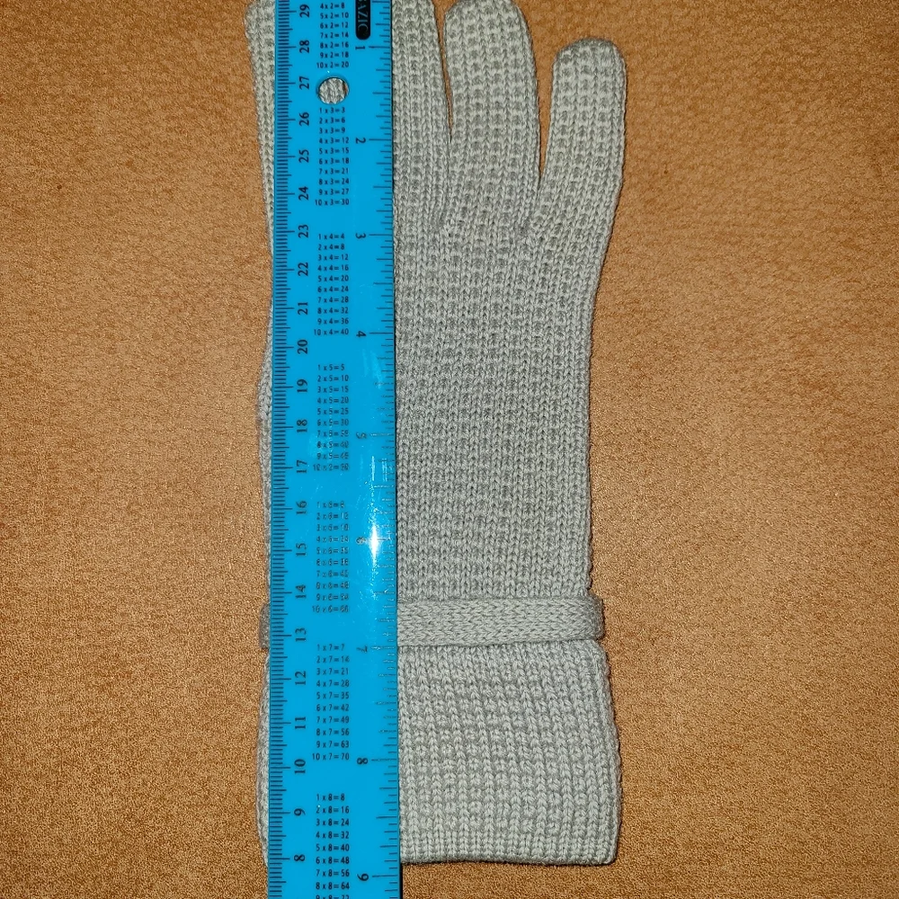 Vintage handmade gloves