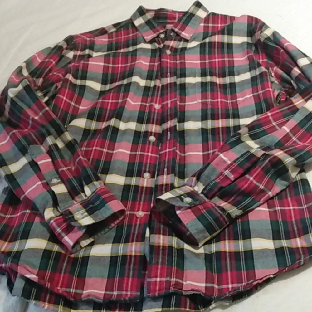 Men's J. Crew plaid oxford shirt