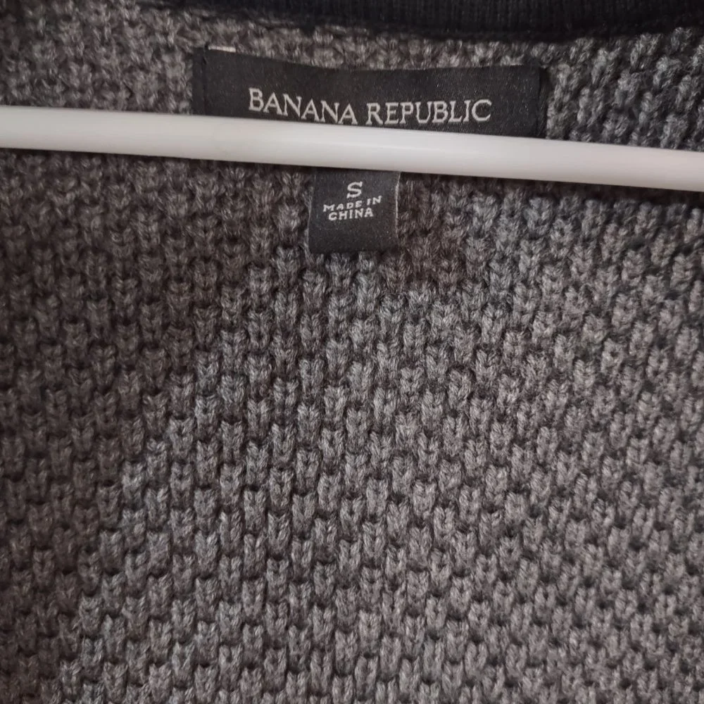 Banana Republic gray banana