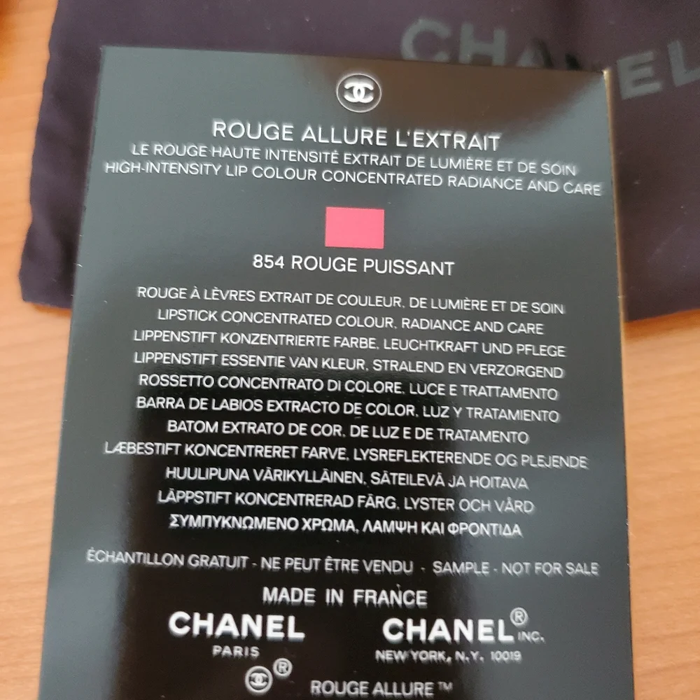 CHANEL sample set
