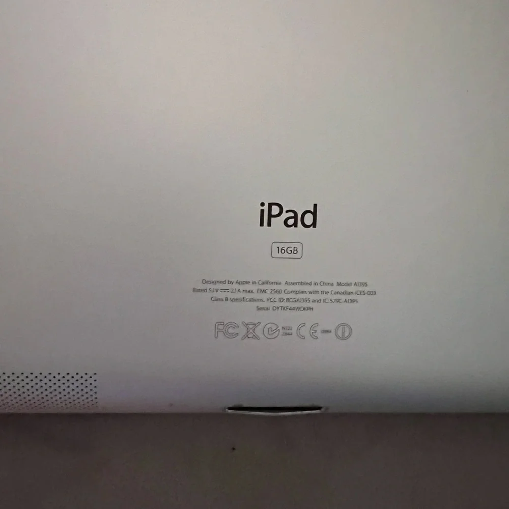 Apple ipad 16gb great