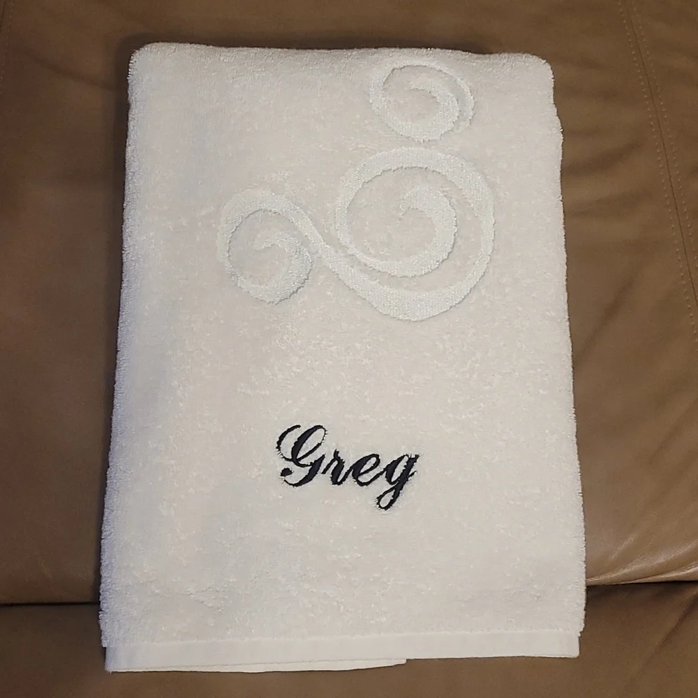 Disney embossed embroidered bath towel