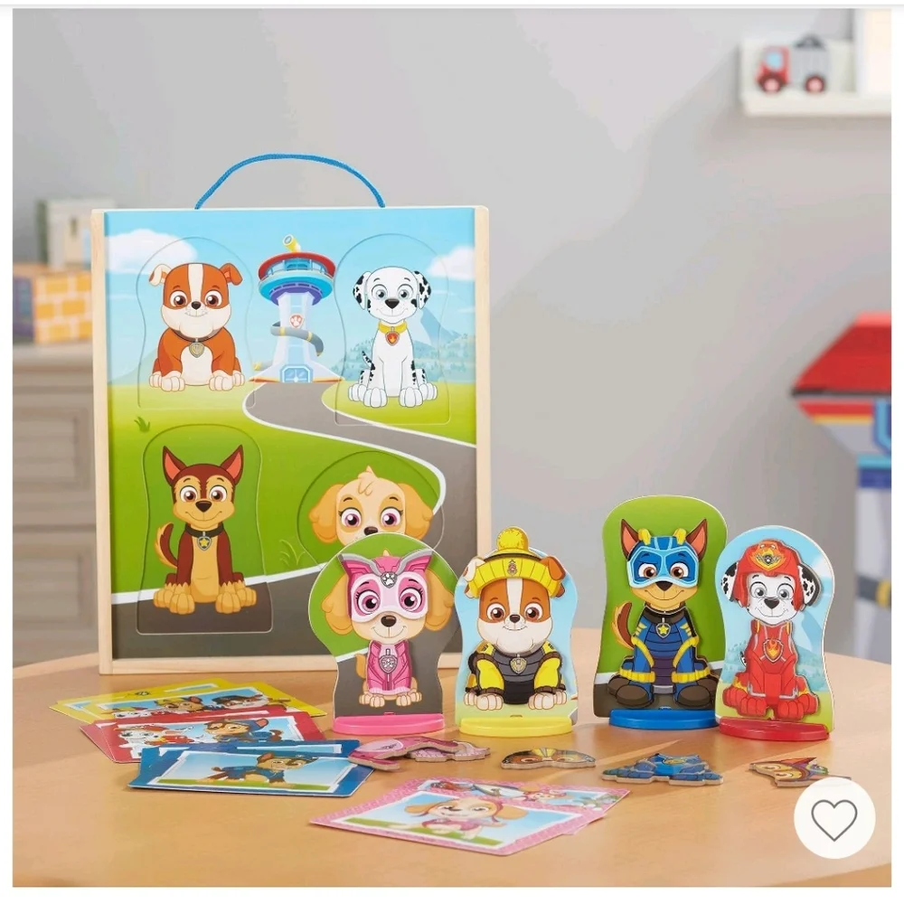Melissa & Doug PAW Patrol Magnetic Play Figures (Dress Up)