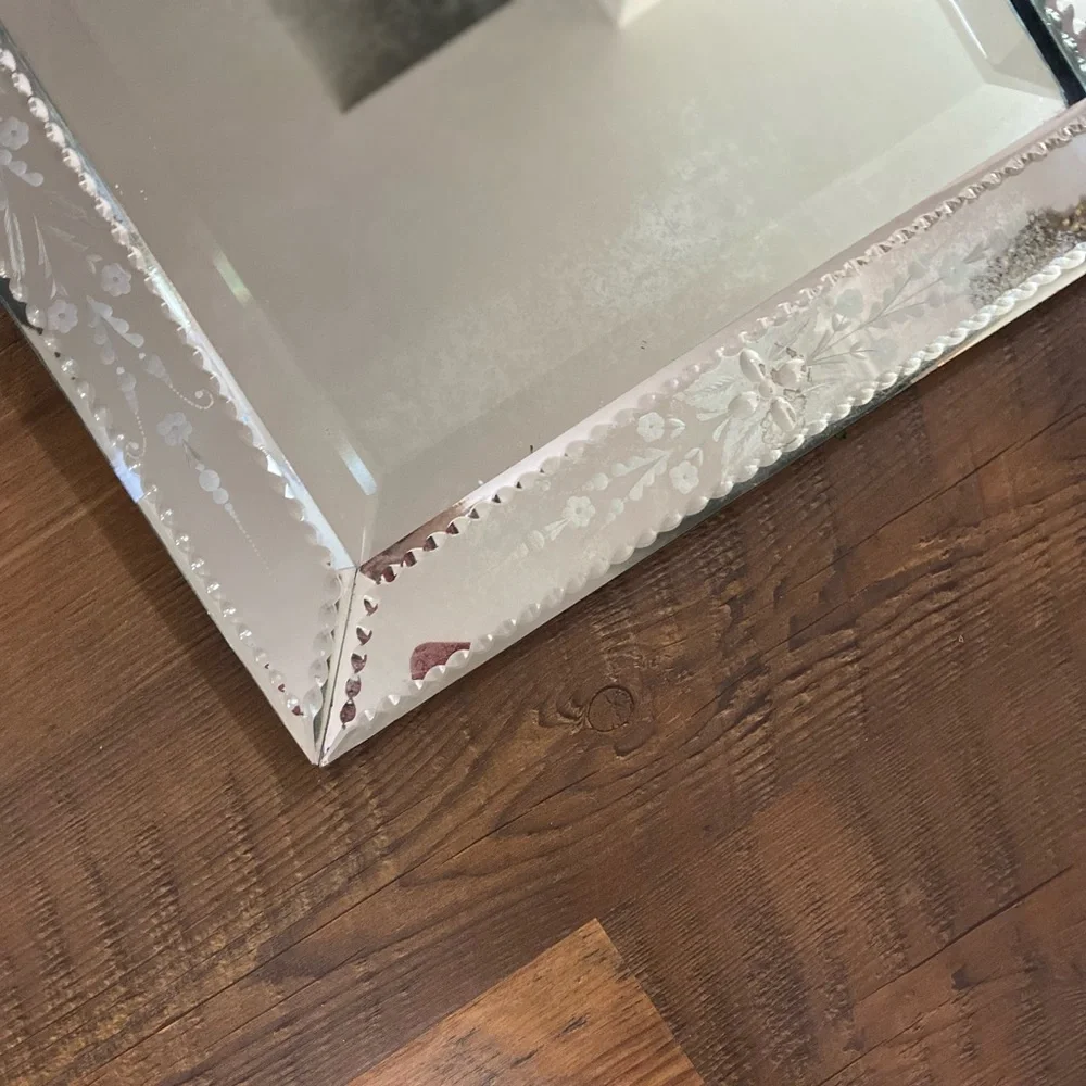 Vintage style antiqued foggy