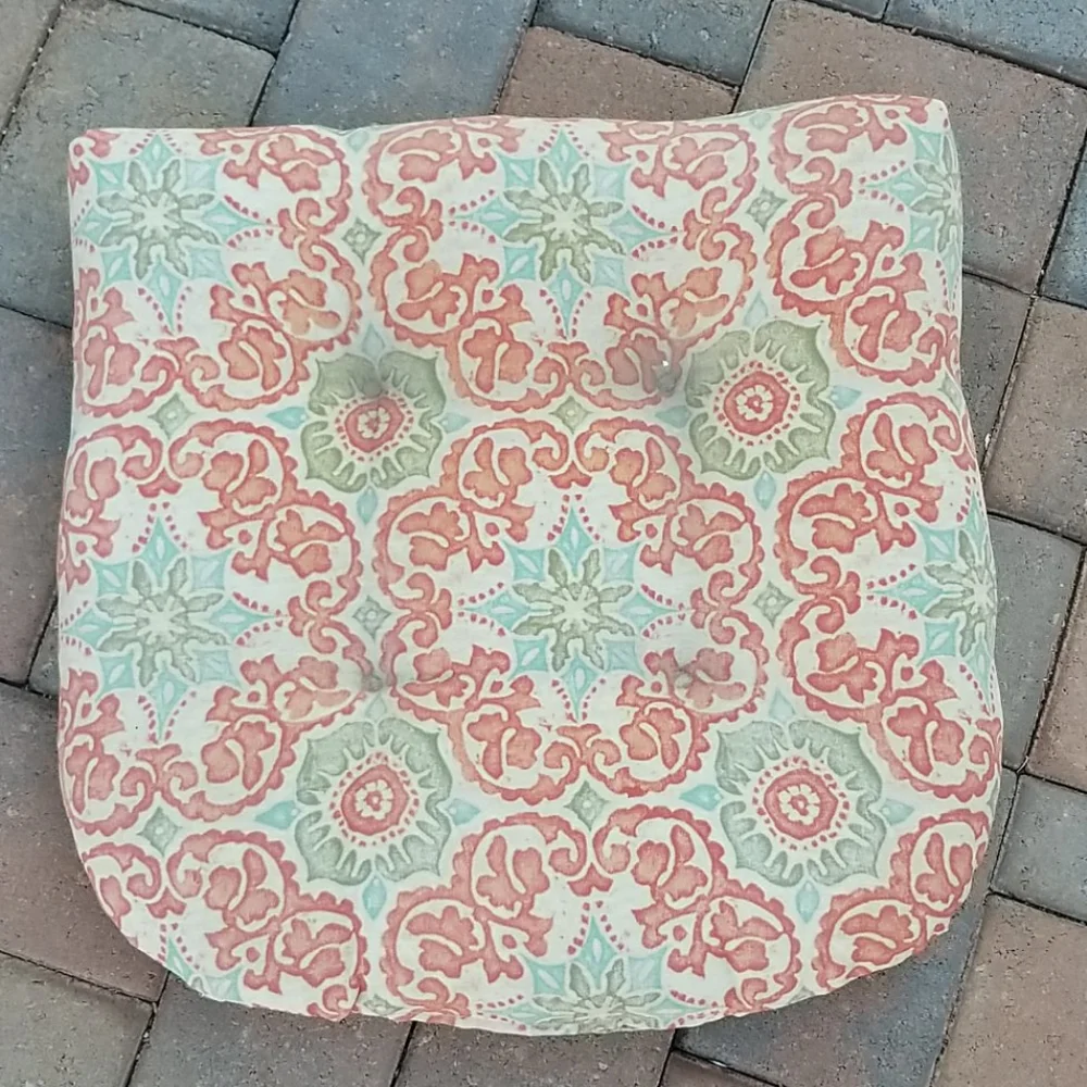 Pier 1 Floral Cushion