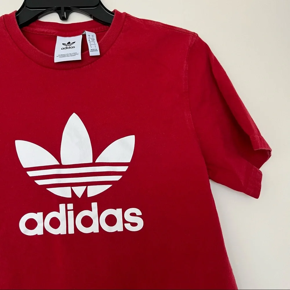 adidas size small