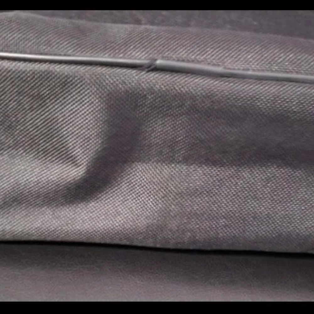 N/A black laptop