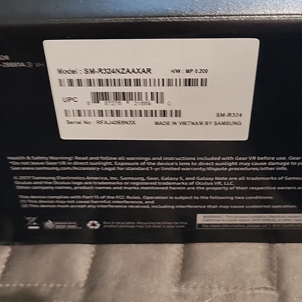 NIB Samsung Gear VR