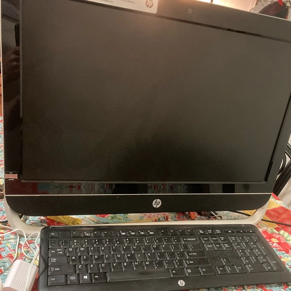 I have a HP monitor. Like new. Comes with wireless keyboard and mouse.