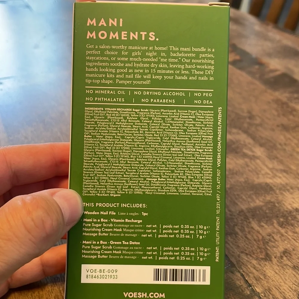 Voesh mani box