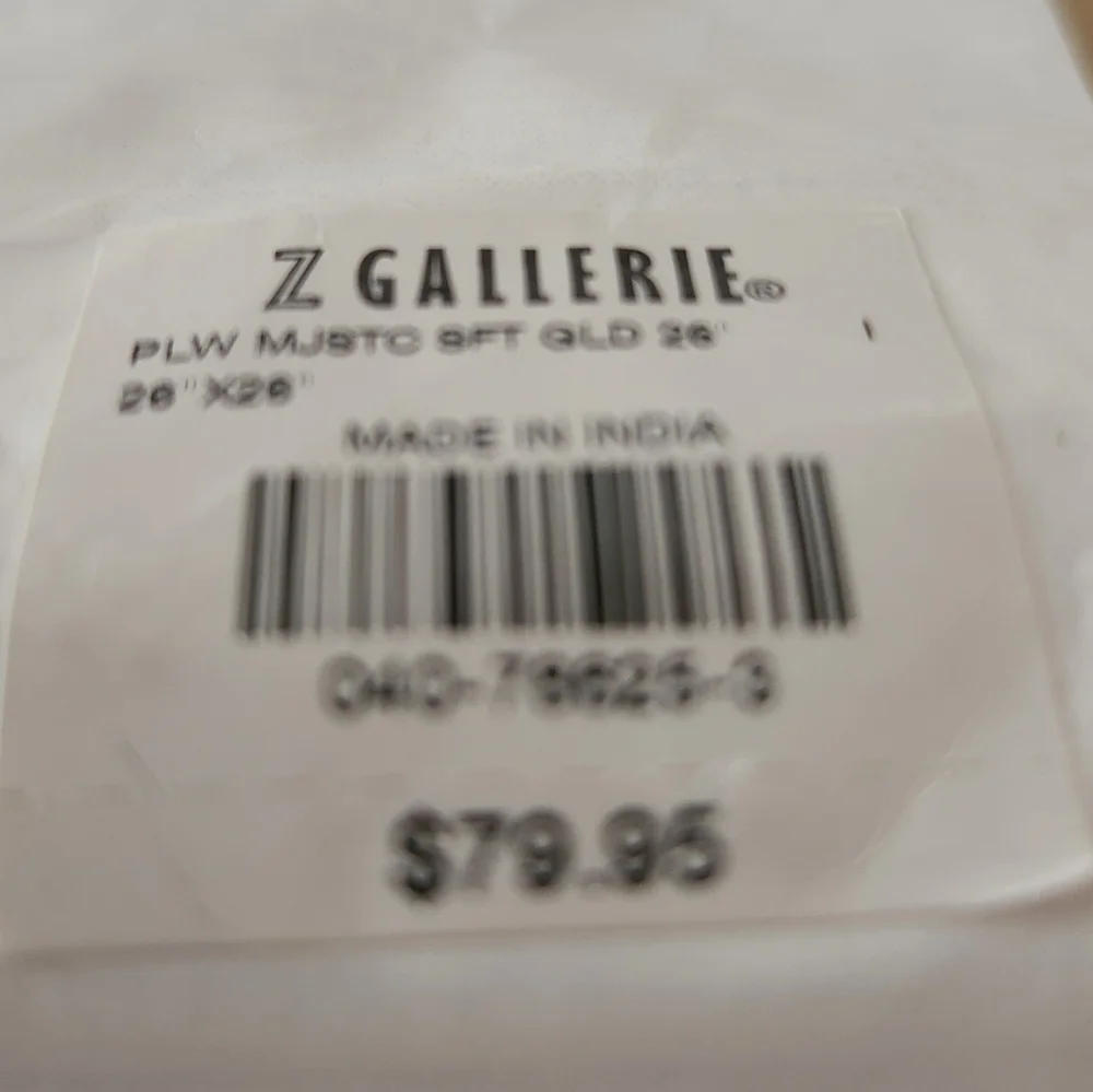Z Gallerie set button color