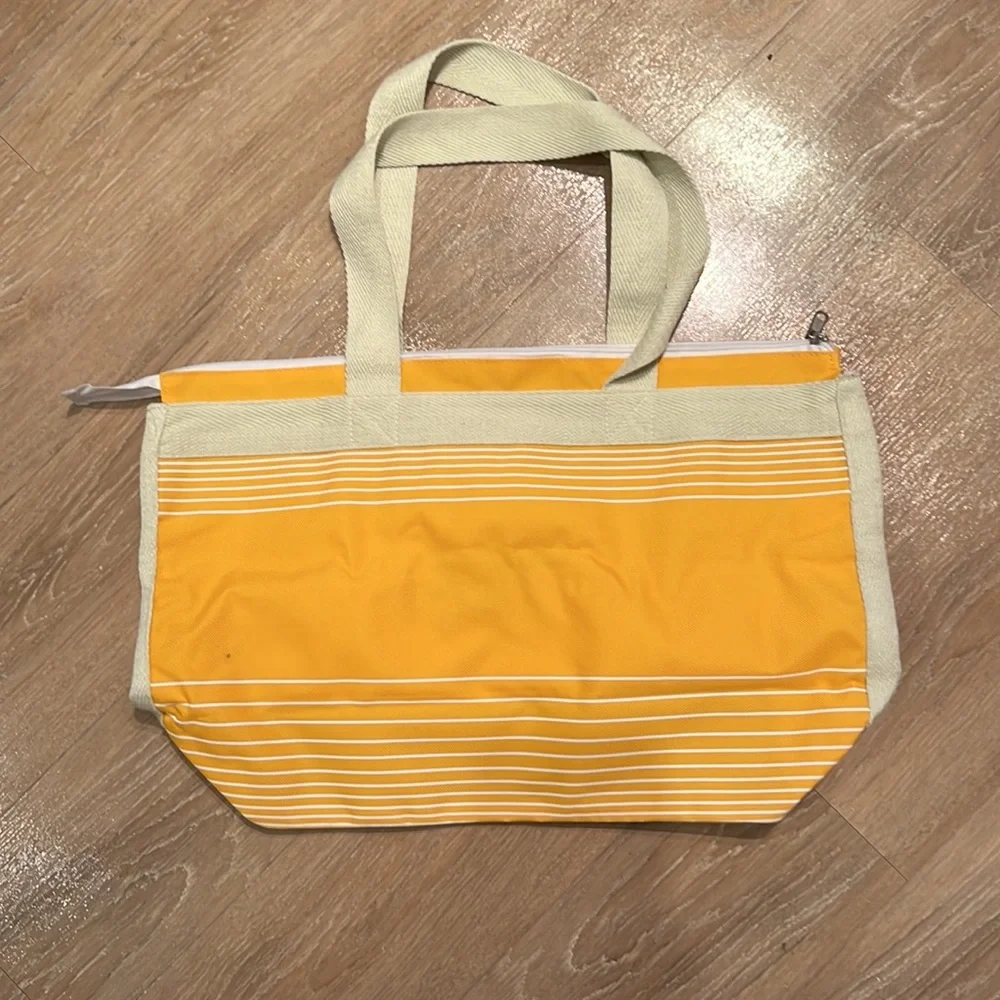 Disney size base