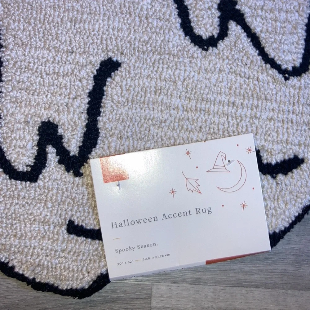 Ghost accent rug viral tiktok