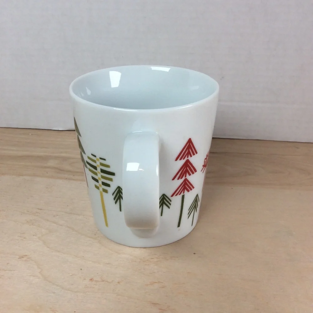 Crate & Barrel Christmas Tree Coffee Mug Julia Rothman Modern Style Red Green