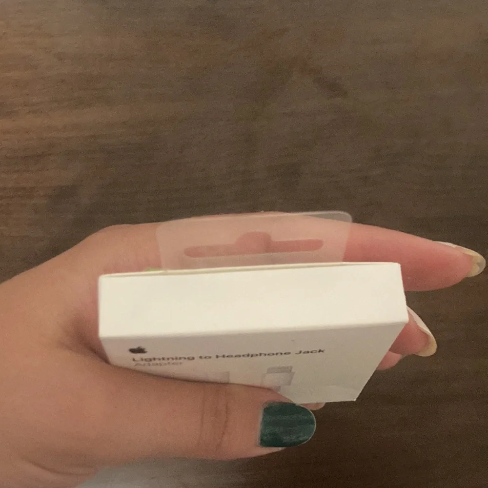 Brand new Apple adapter