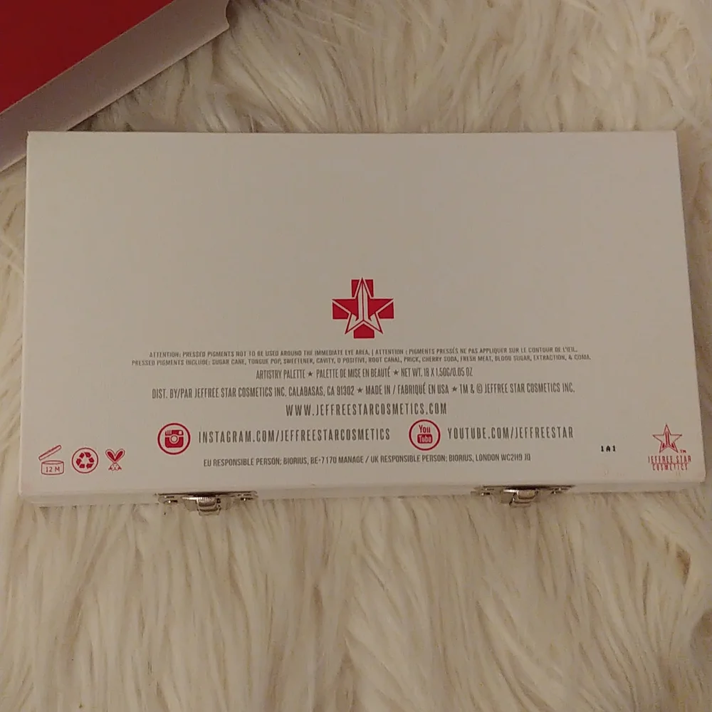 ❤FIRM! NWT JEFFREE STAR BLOOD SUGAR EYESHADOW PALETTE (DISCONTINUED)