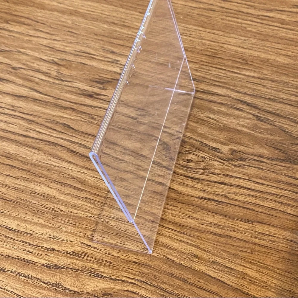 🌴 FREE Plastic Holding Stand