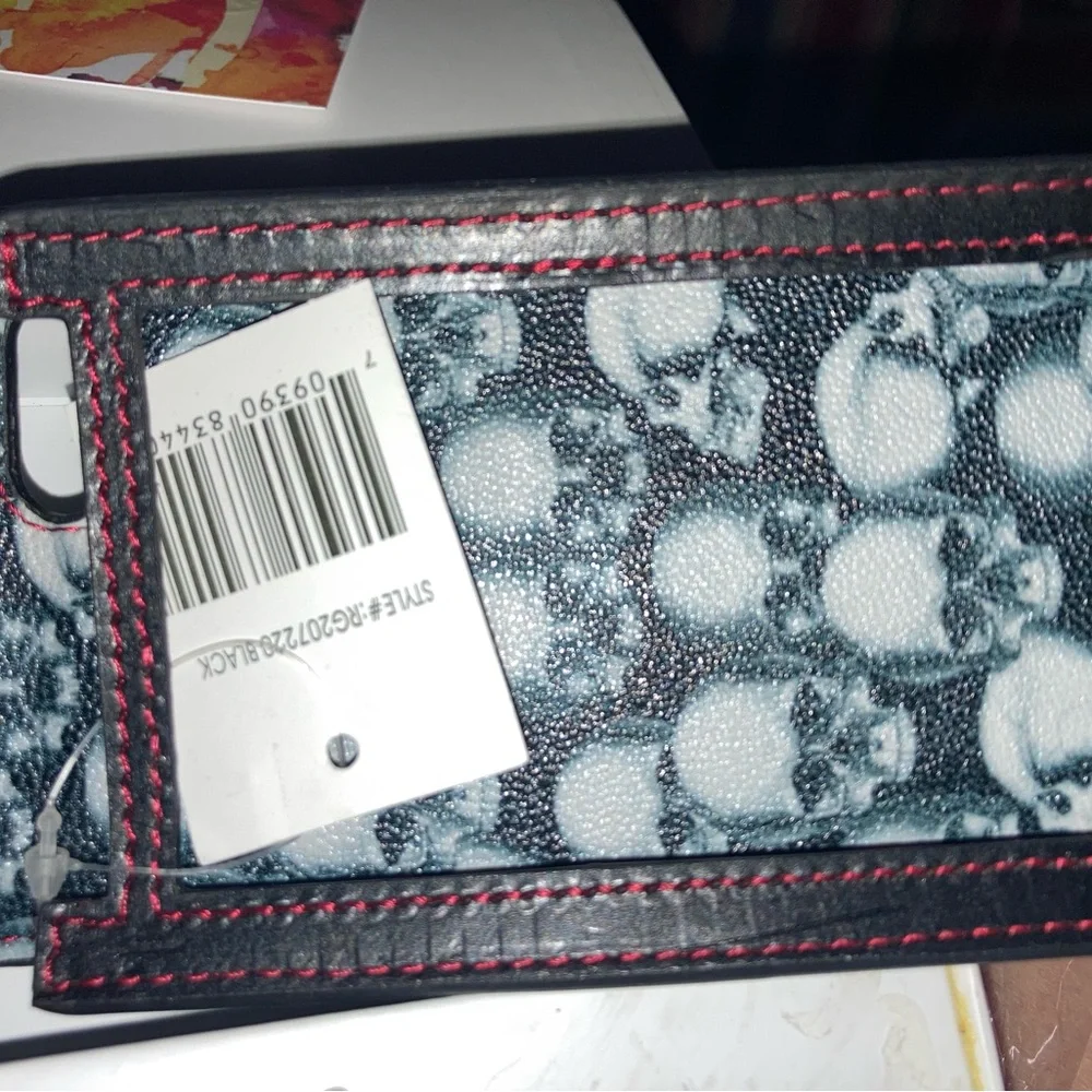 iPhone SE case Robert Graham