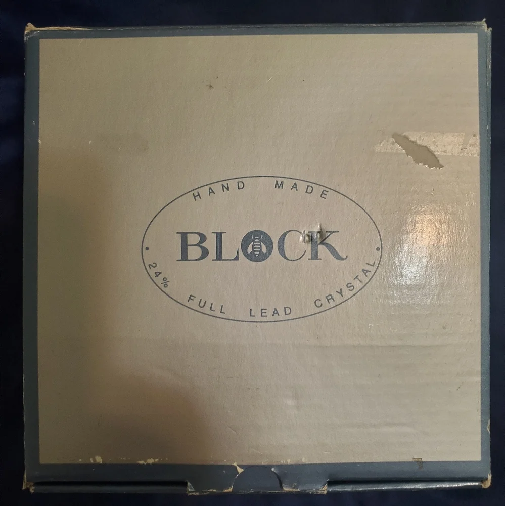 Block still box