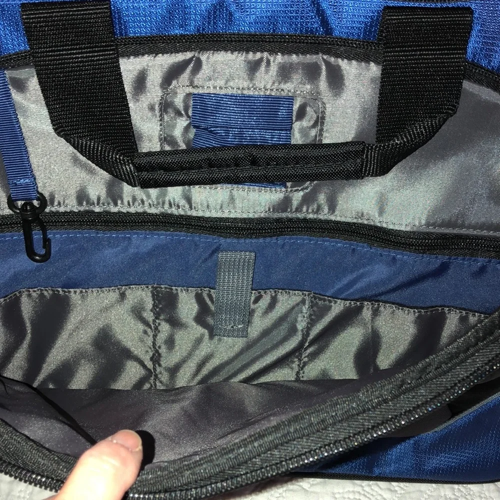 Lenovo chargers lots