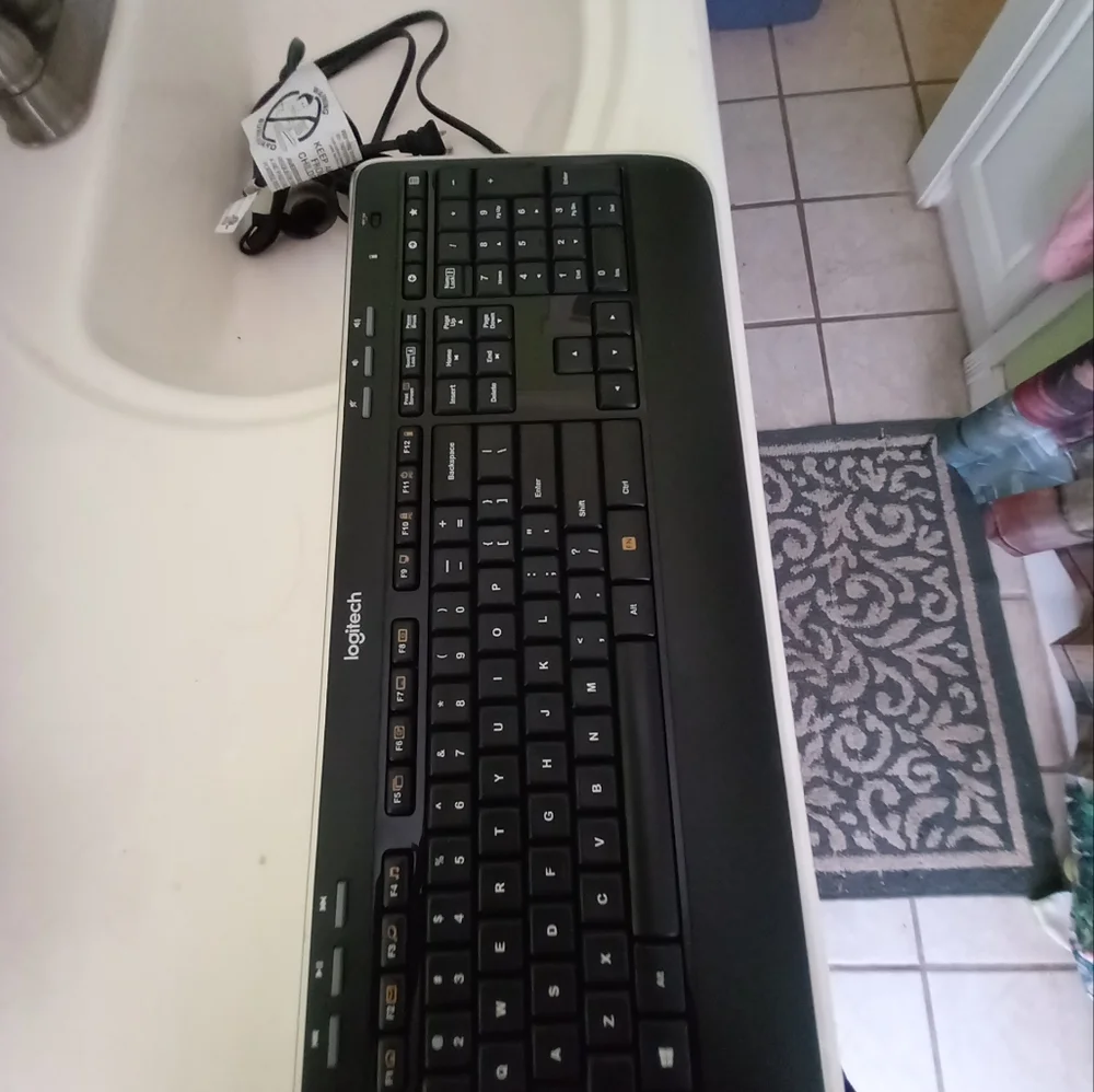 Logitech used slightly new