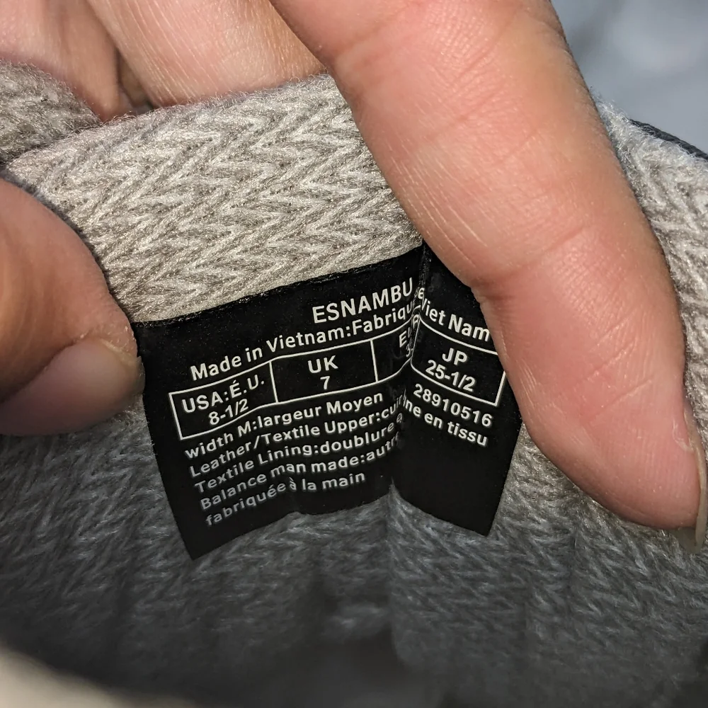 easy spirit explore sneakers
