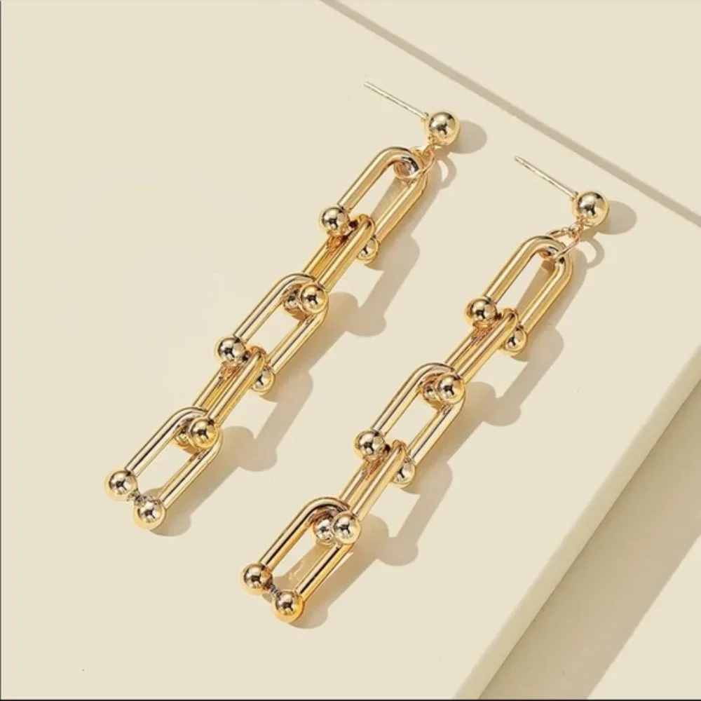 Zara long chain