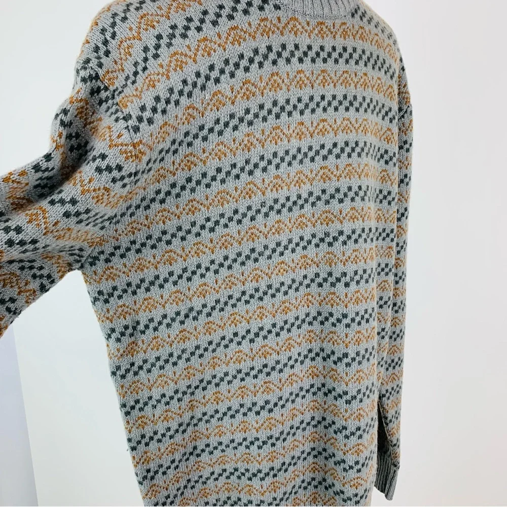 Columbia sweater large