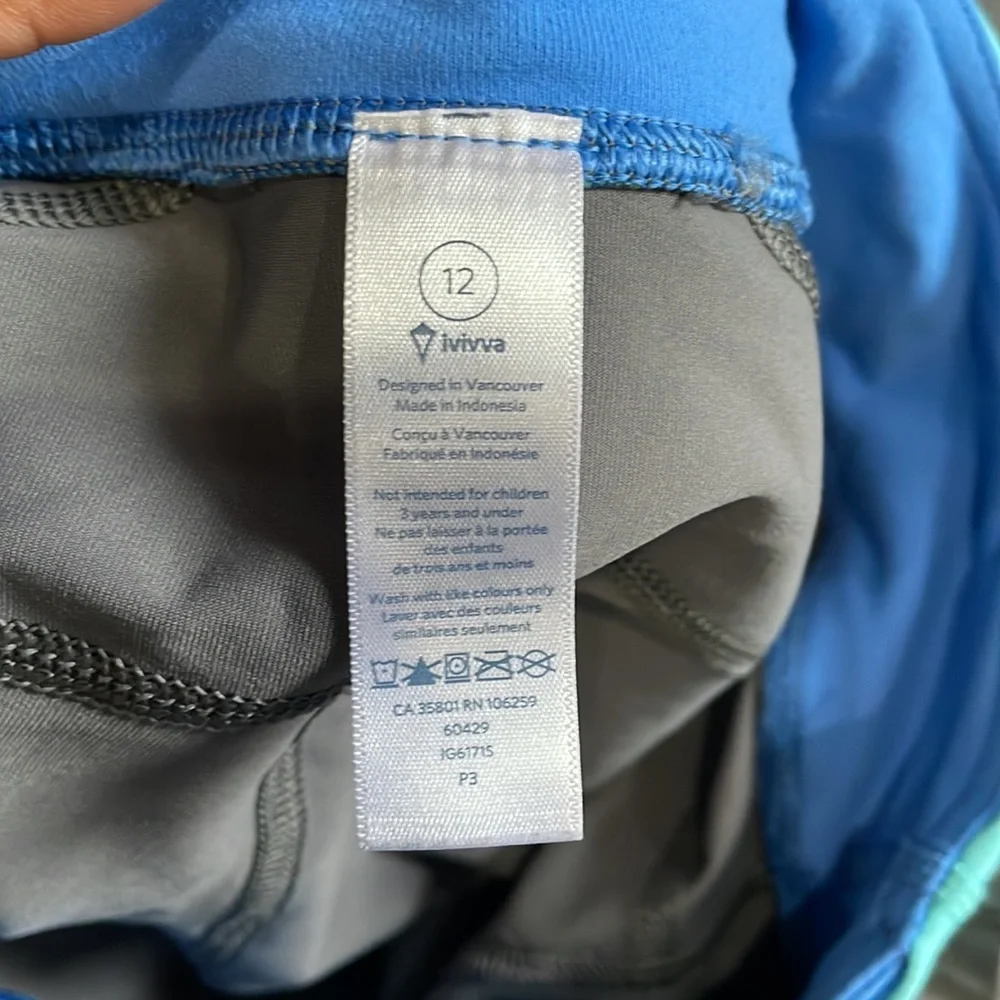 Ivivva Gray and Turquoise trim Crops 12