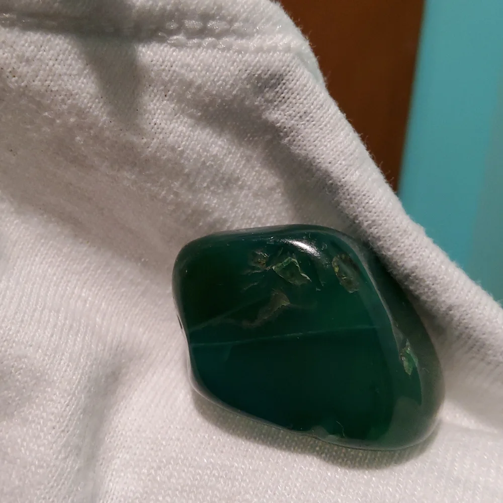 Diane Krupa of Featherartworks@live.com gem stone