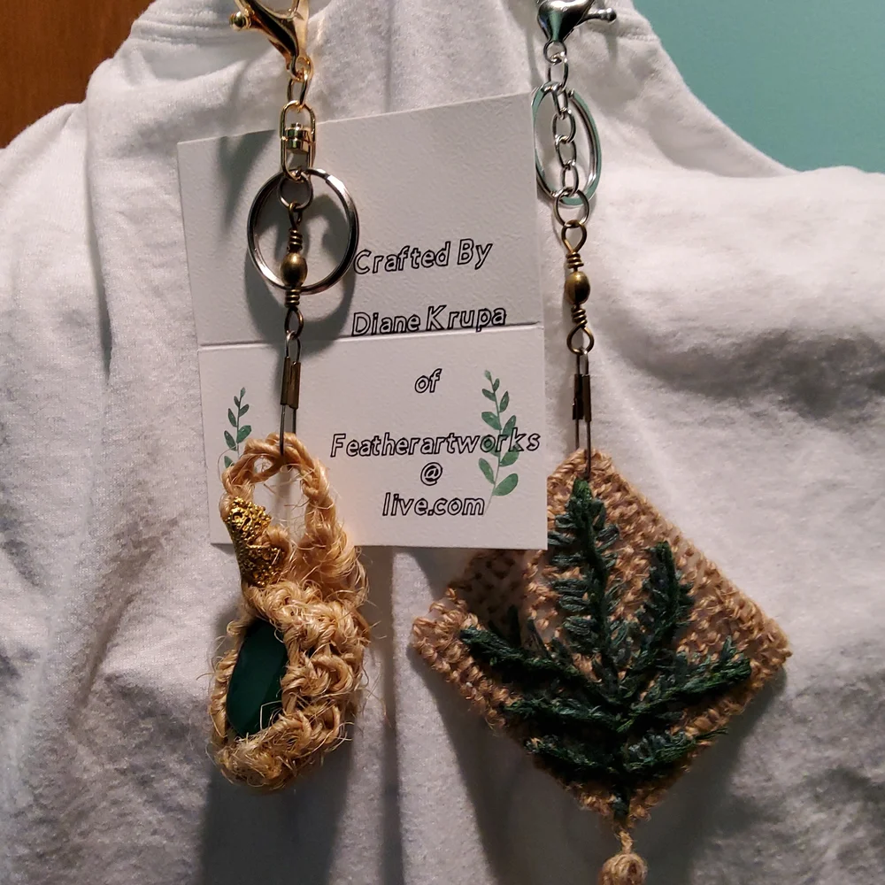 Diane Krupa of Featherartworks@live.com gem stone