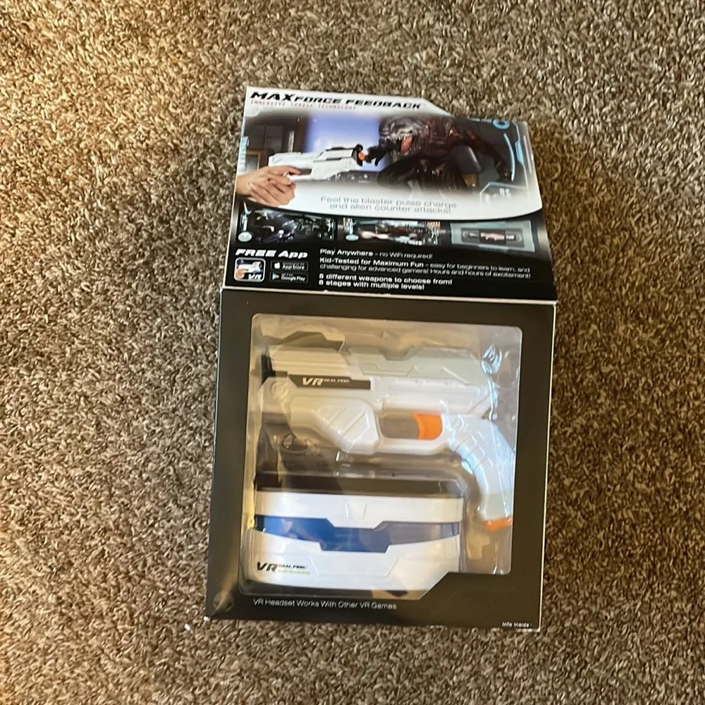 Virtual Reality Alien Blaster Simulator with Headset and Blaster