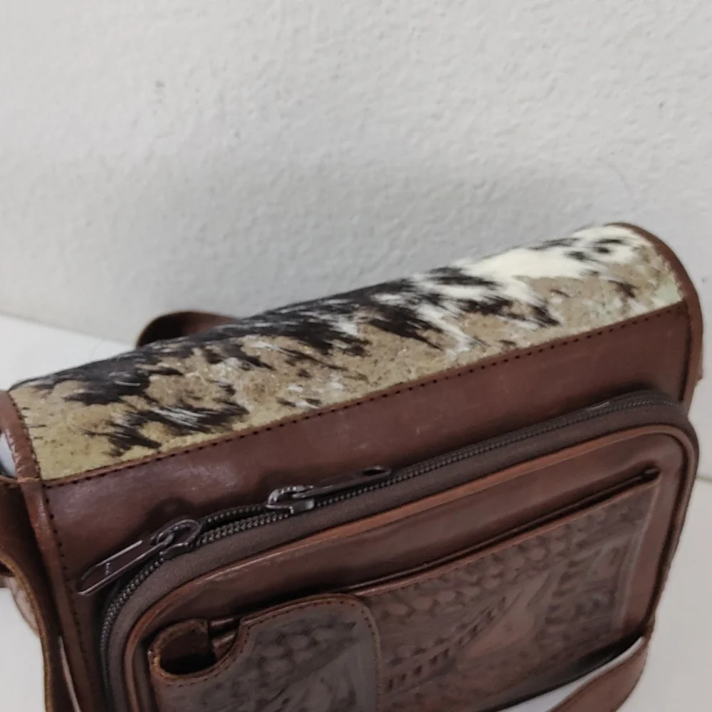 Leaders In Leather Vntg Tooled Leather Pony Hair Flap Messenger Crossbody Bag