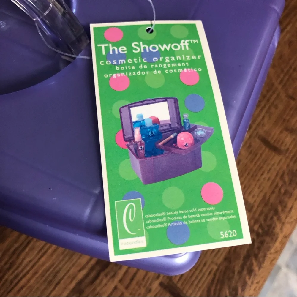 Caboodles showoff cosmetic