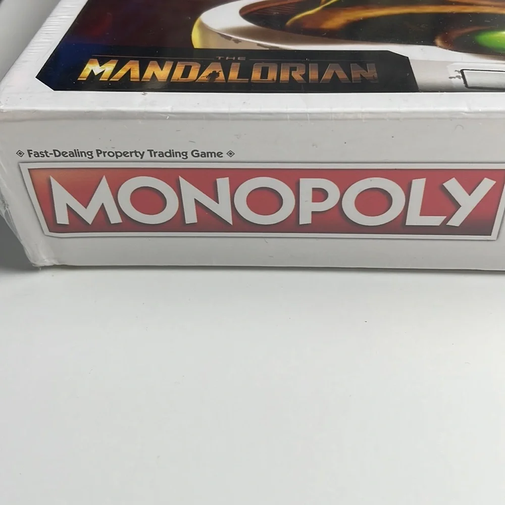 Hasbro monopoly nwt