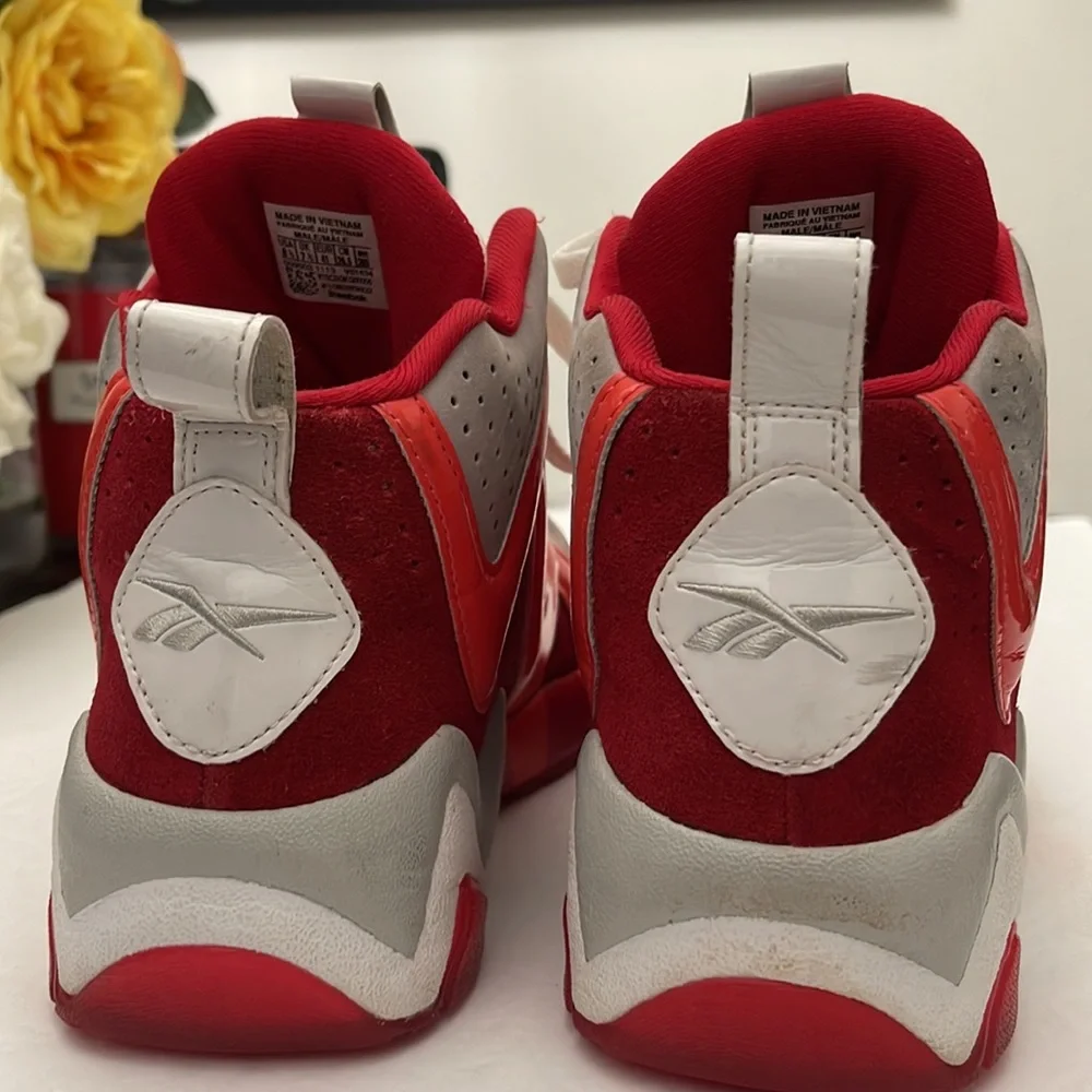 Reebok sneakers kamikaze christmas