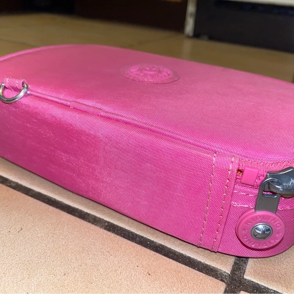 Kipling like new