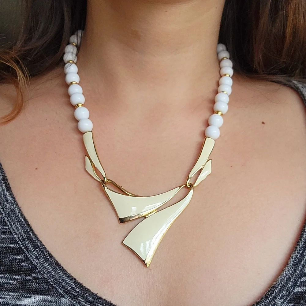 Vintage 10K GP Beaded White / Cream Colored Statement Necklace