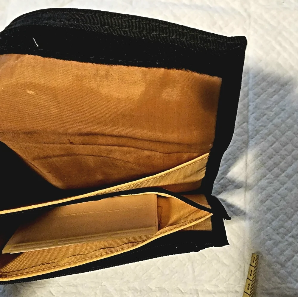 NWT 1980s waterproof Roger Gimbel Foldable Wallet w Coin Pouch Beige red Nylon