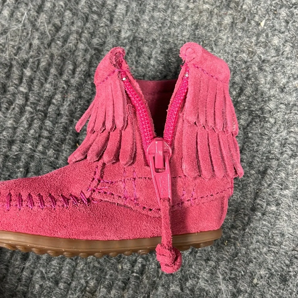Minnetonka brand new