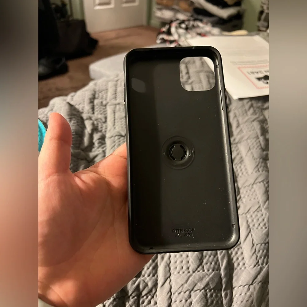 iPhone 11 Pro Max OtterBox Pop Socket Phone Case - Black